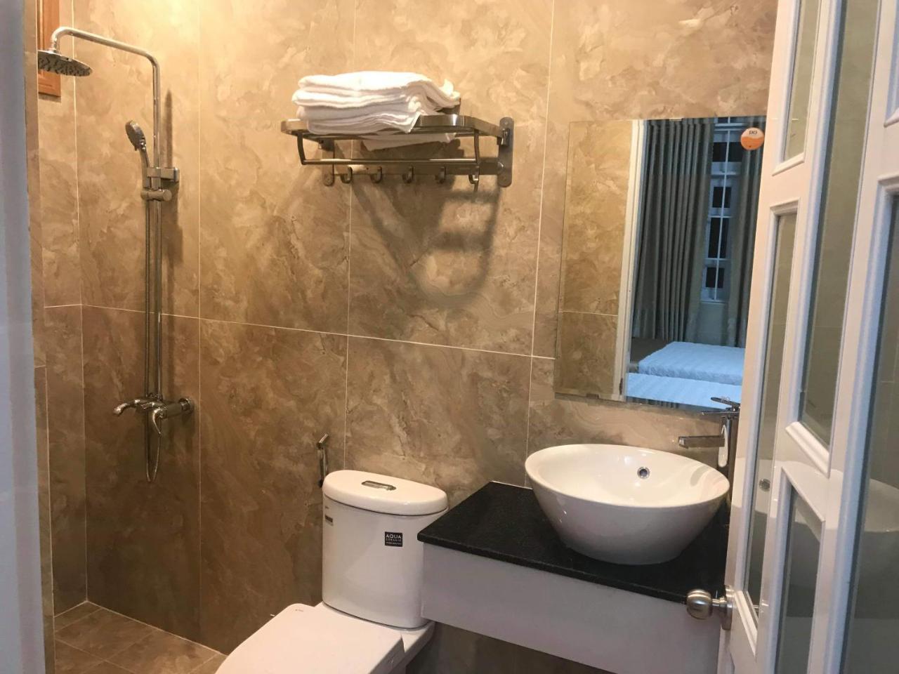 Hotel Hoai Anh Vung Tau Bagian luar foto